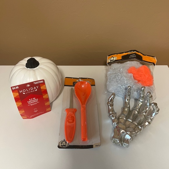 NWT Carvable pumpkin, carving tools, silver creepy hand and spider webs - Picture 3 of 3
